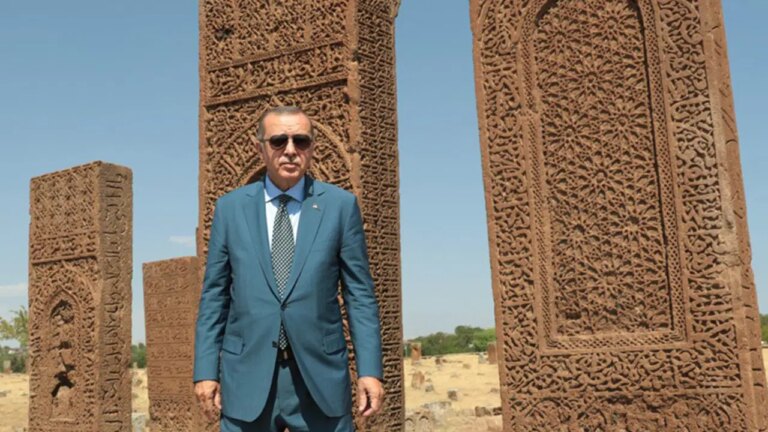 kabine-toplantisi-ahlatta-erdogan-ne-mesaj-verecek-cfNyd48Q.jpg