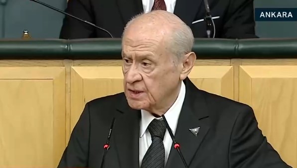 bahceli cami bizimse cemevi de bizimdir qkAYrx51.jpg