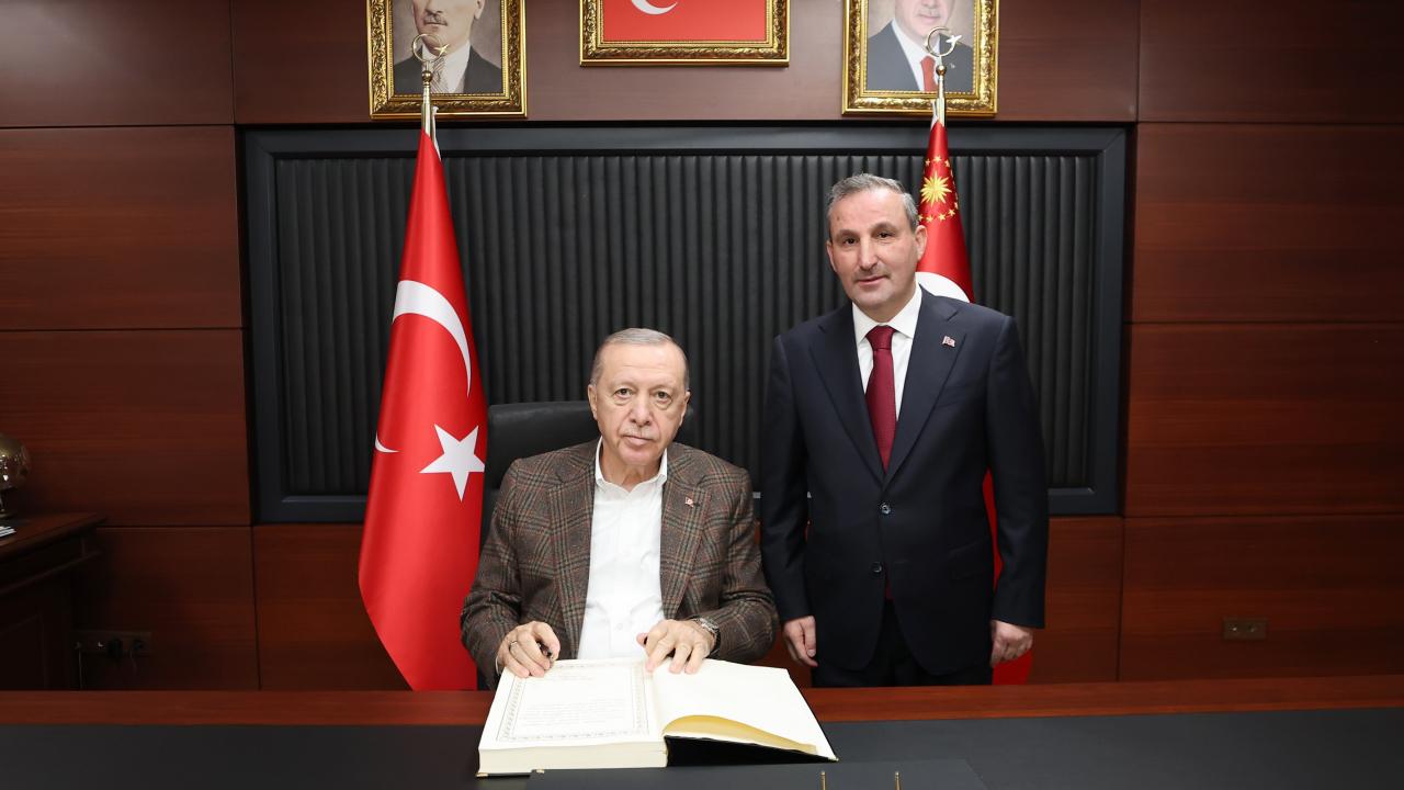 erdogandan sultanbeyli belediye baskani tombasa ziyaret pYkdhWh4