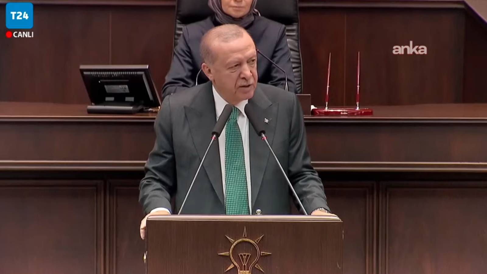 erdogan partisinin grup toplantisinda aciklamalarda bulunuyor 9bO7UFOC.jpg