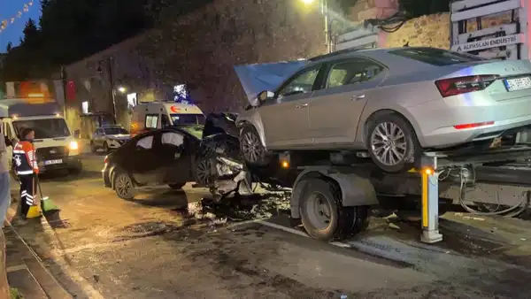 Beşiktaş’ta Kafa Kafaya Çarpışma: 9 Yaralı Hastaneye Sevk Edildi