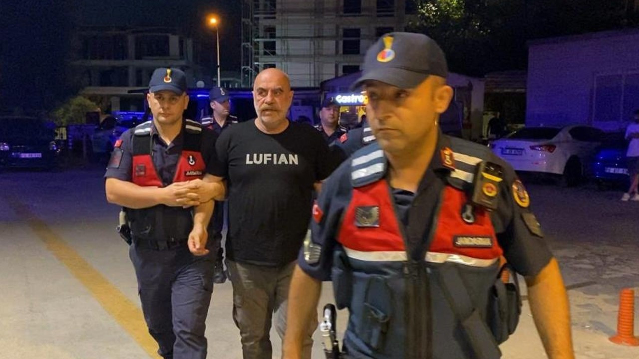 Yonetmen ezel akay serbest birakildi kardesi tutuklandi dYmhWVlp